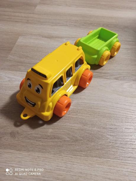 Autobus s vagonikom + vlacik,