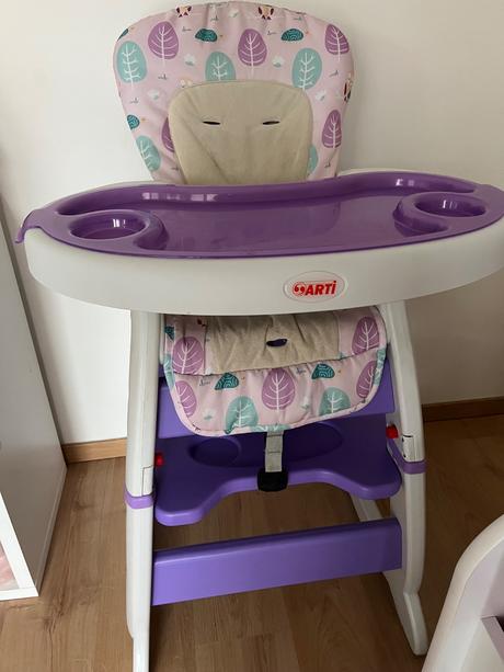 Detská stolička na kŕmenie 2v1,