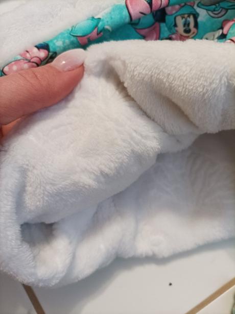 Kvalitna hrejivá čiapka a nákrčník 1-3 roky, 98