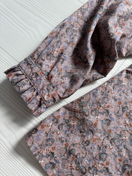 Exkluzívna blúzka, 46