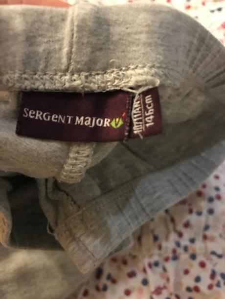 Sergeant major šaty s legínami, 146