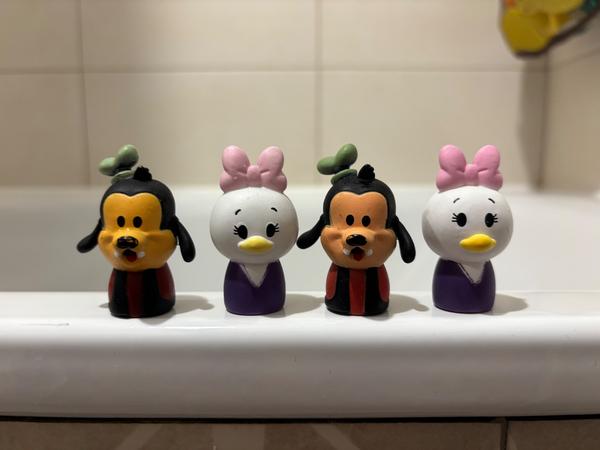 Hľadanie postavičiek Mickey Mouse z DM: Minnie a Pluto