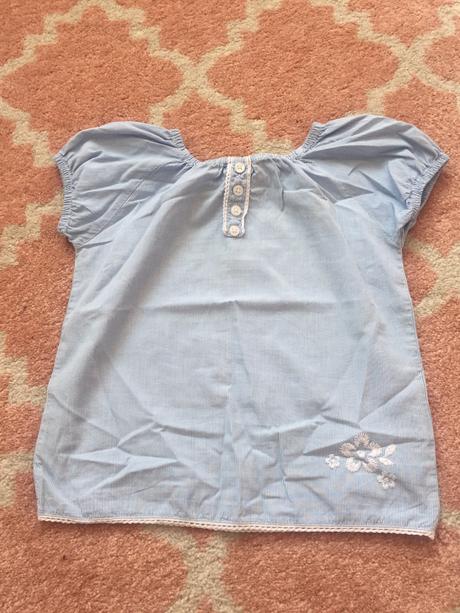 Ľahká blúzka, 122