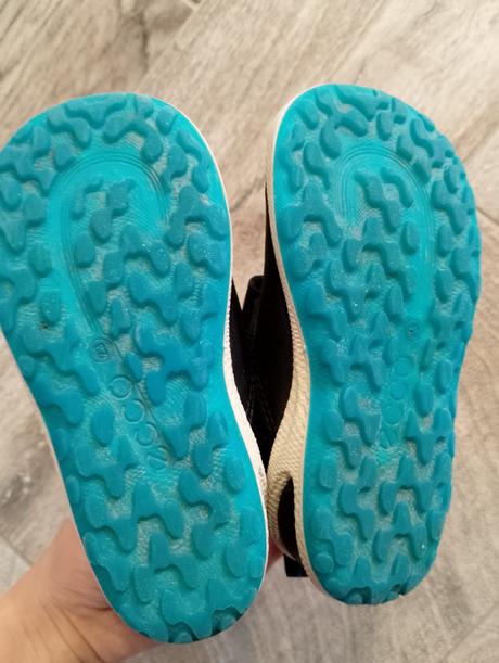 Ecco topanky, ecco,23