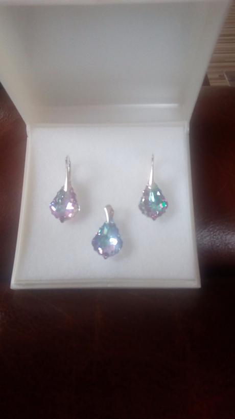 Uplne nova prekrasna sada, swarovski