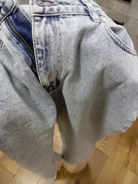 Široké rifle s vysokým pásom, 42