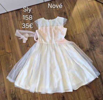 Šaty sly, 158