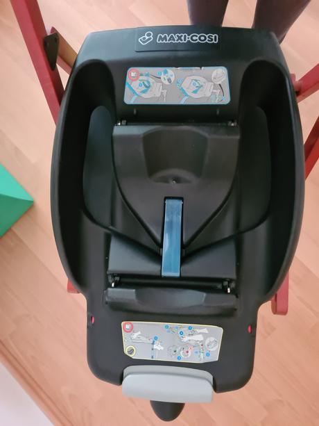 Autosedačka maxi cosi cabriofix + isofix základňa, maxi cosi