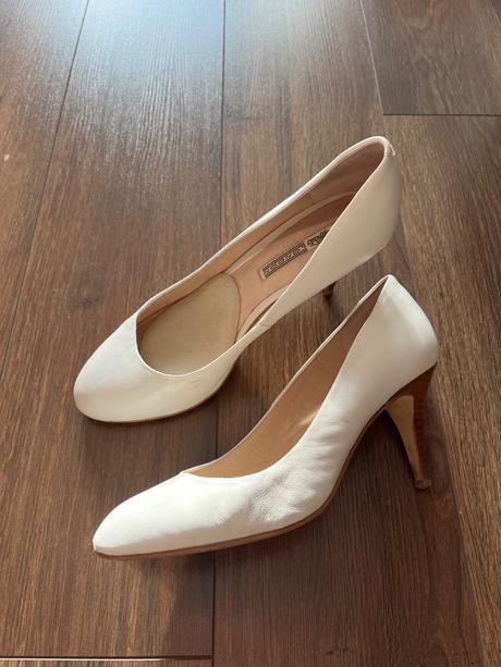 Kozene svadobne lodicky, 40