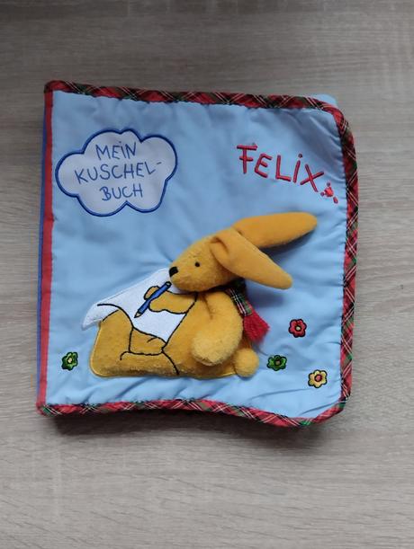 2x látkova knižka + hračka, 