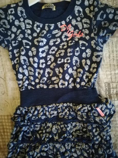 Veľmi krásne volanikove satocky, dirkje,110