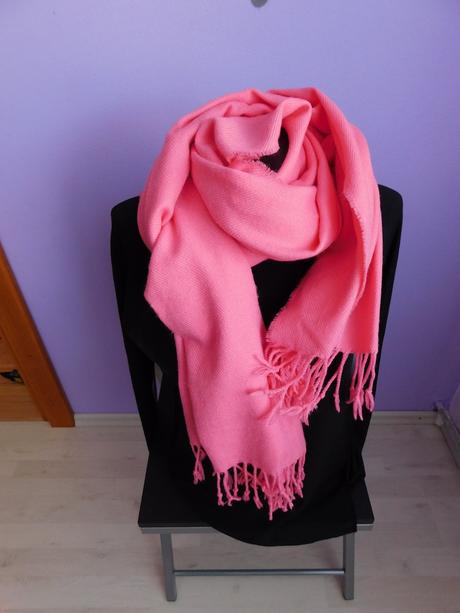 Ružový šál, 