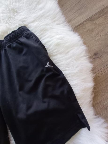 Funkčné športové kraťasy-šortky elastické 8-9rokov, decathlon,146