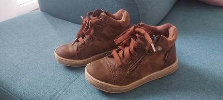 Topanky prechodné, 26