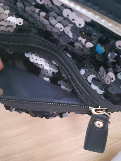 Malý čierny ruksak - flitrový, 