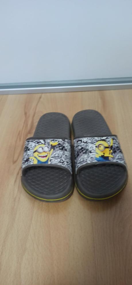 Letné šľapky mimoni, 31