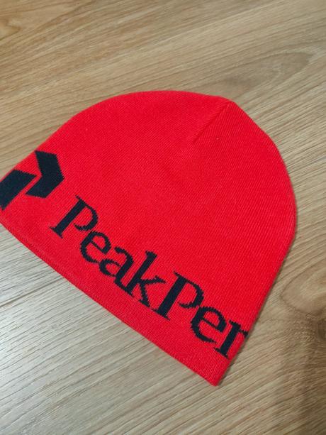 Dámska čiapka peak performance,