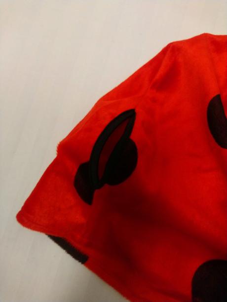 Zamatový kostým pončo lienka, 92-104 cm, 