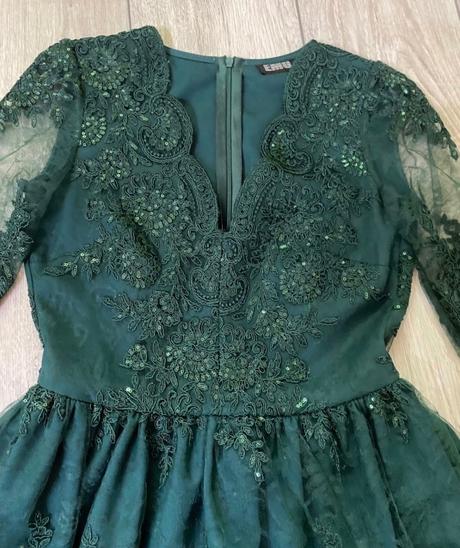 Zelené spoločenské šaty, s