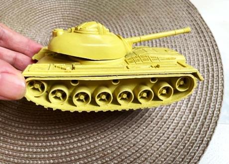Tanky 4 ks,