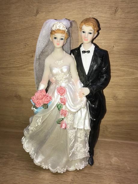 Svadobná figúrka na tortu,