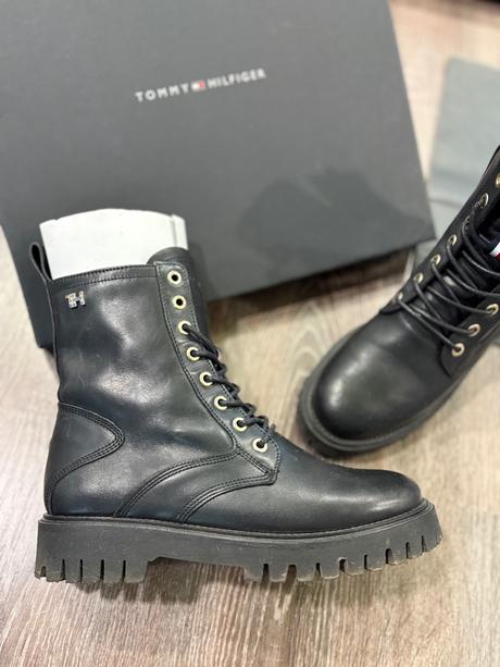 Tommy hilfiger štylove členkove kožené topanky č.3, tommy hilfiger,37