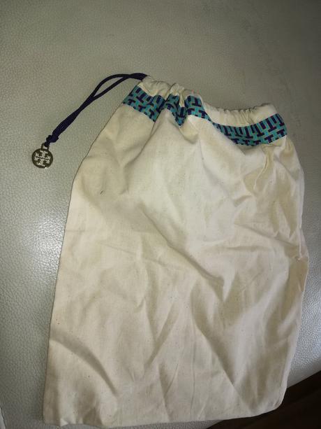 Torty burch vrecúško s priveskom, tory burch