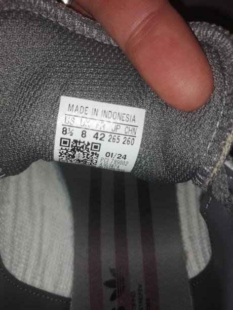 Adidas 42, adidas,42