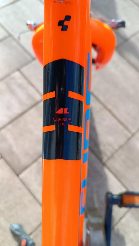 16" bicykel cube, 16