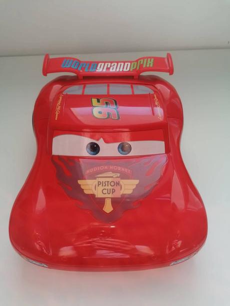 Interaktívni detský počítač z filmu cars 2, 