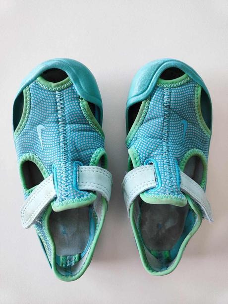 Sandále, nike,25