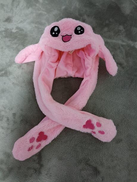 Svietiaca čiapka, 56