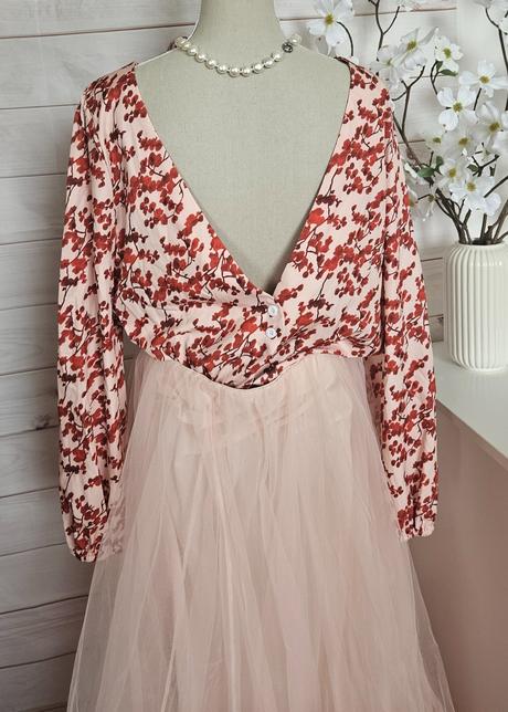 Pekná zaujímavá blúzka, l