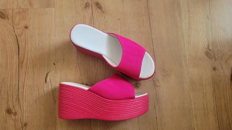 Šľapky na platforme, 36