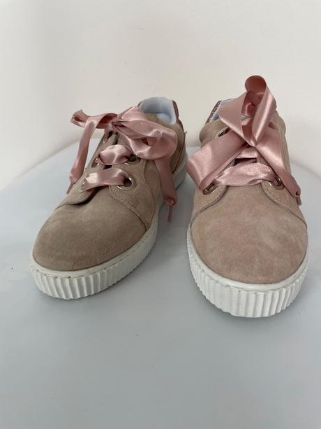 Krásne ružové tenisky, 39