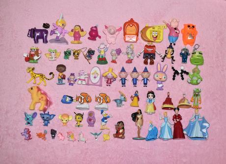 Postavičky z rozprávok a figúrky,