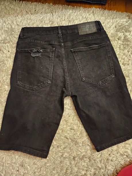 Panské šortky, pull&bear,38