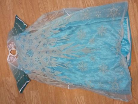 Karnevalové šaty., 