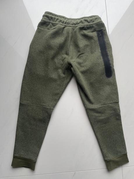 Teplaky zateplene, nike,128