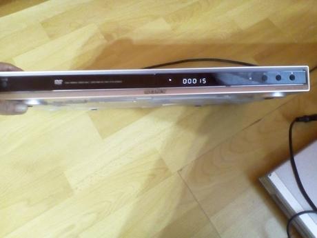 Dvd-prehravac, sony