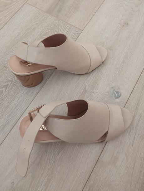 Sandále, primark,37