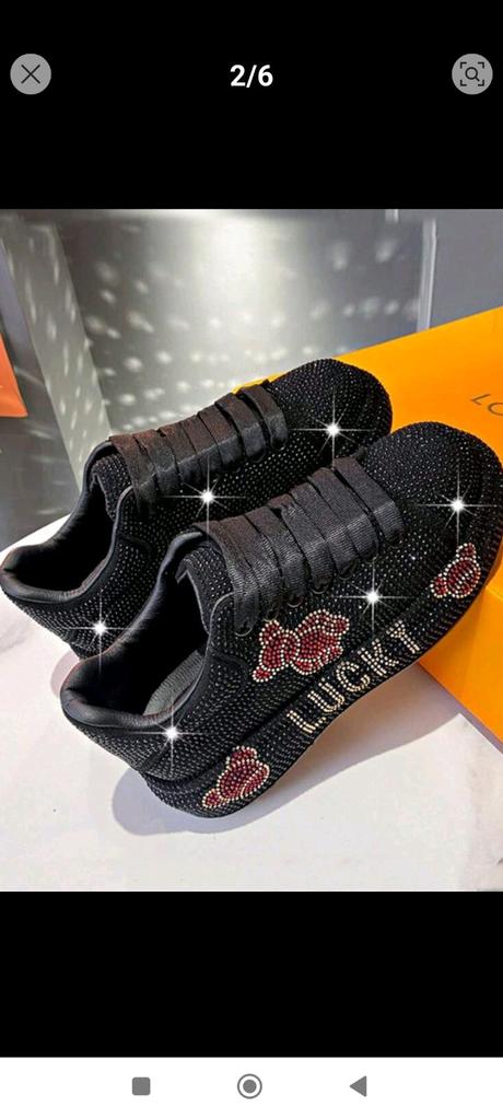 Tenisky s kamienkami, 35