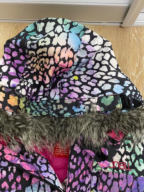 Farebná lyžiarska bunda o neill, o'neill,164