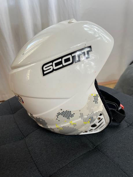 Lyžiarska prilba, xs