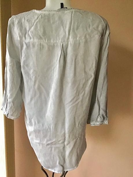 Pekná blúzka /21a, 38