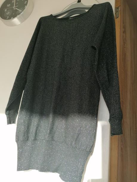 Trblietavý sveter s mašličkami na chrbte, m