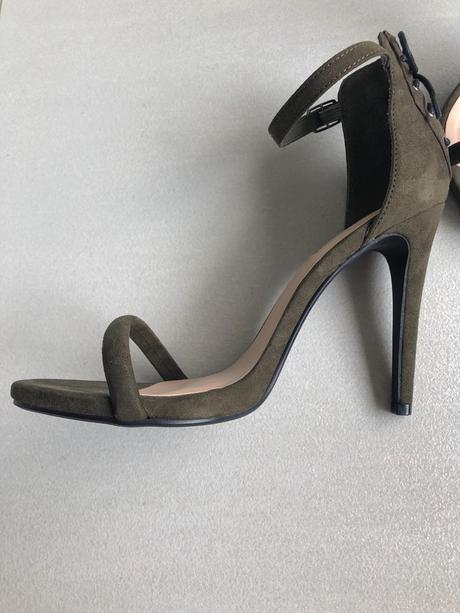 Sandálky, atmosphere,38