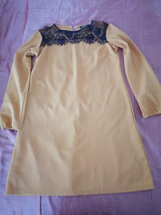 Horčicové šaty, l