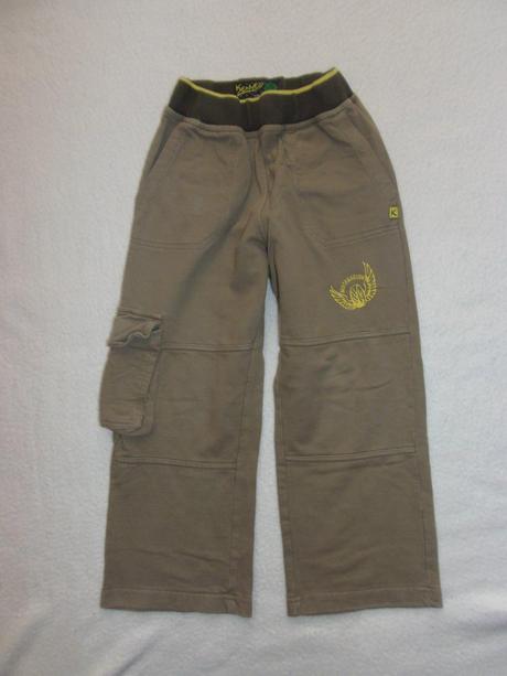 Tepláky, kenvelo,104