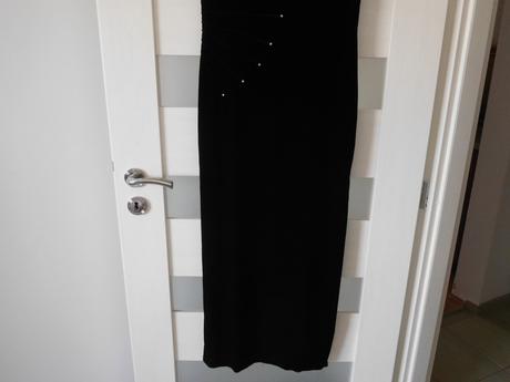 Šaty zamatové pružné elegantné 38v,, 38